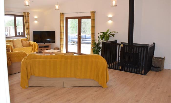 Lime, Mid Wales Lodges